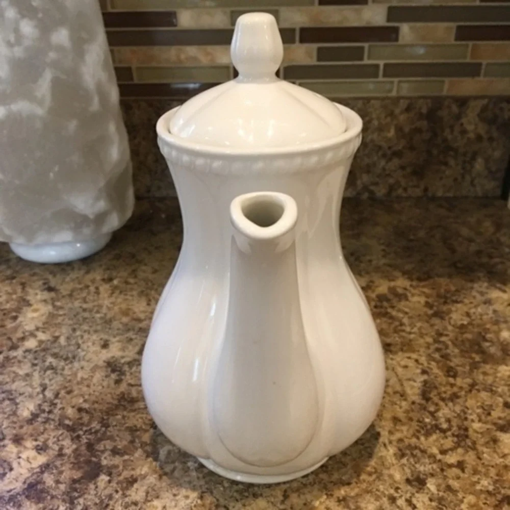 Vintage churchill teapot